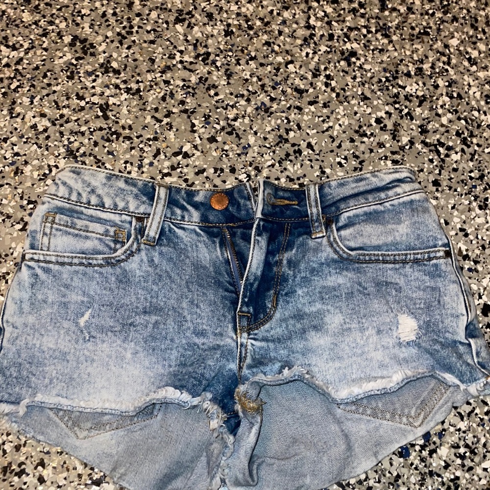 bullhead shorts size 23 short shorts